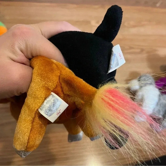 TY Beanie Babies - Lot of 8 Pig Horse Caterpillar Ox Dog Army Bear - Picture 8 of 10